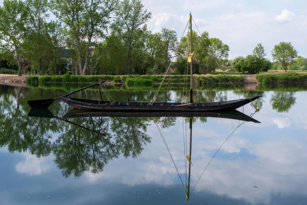 " Le Cher Passant " Savonnieres Экстерьер фото